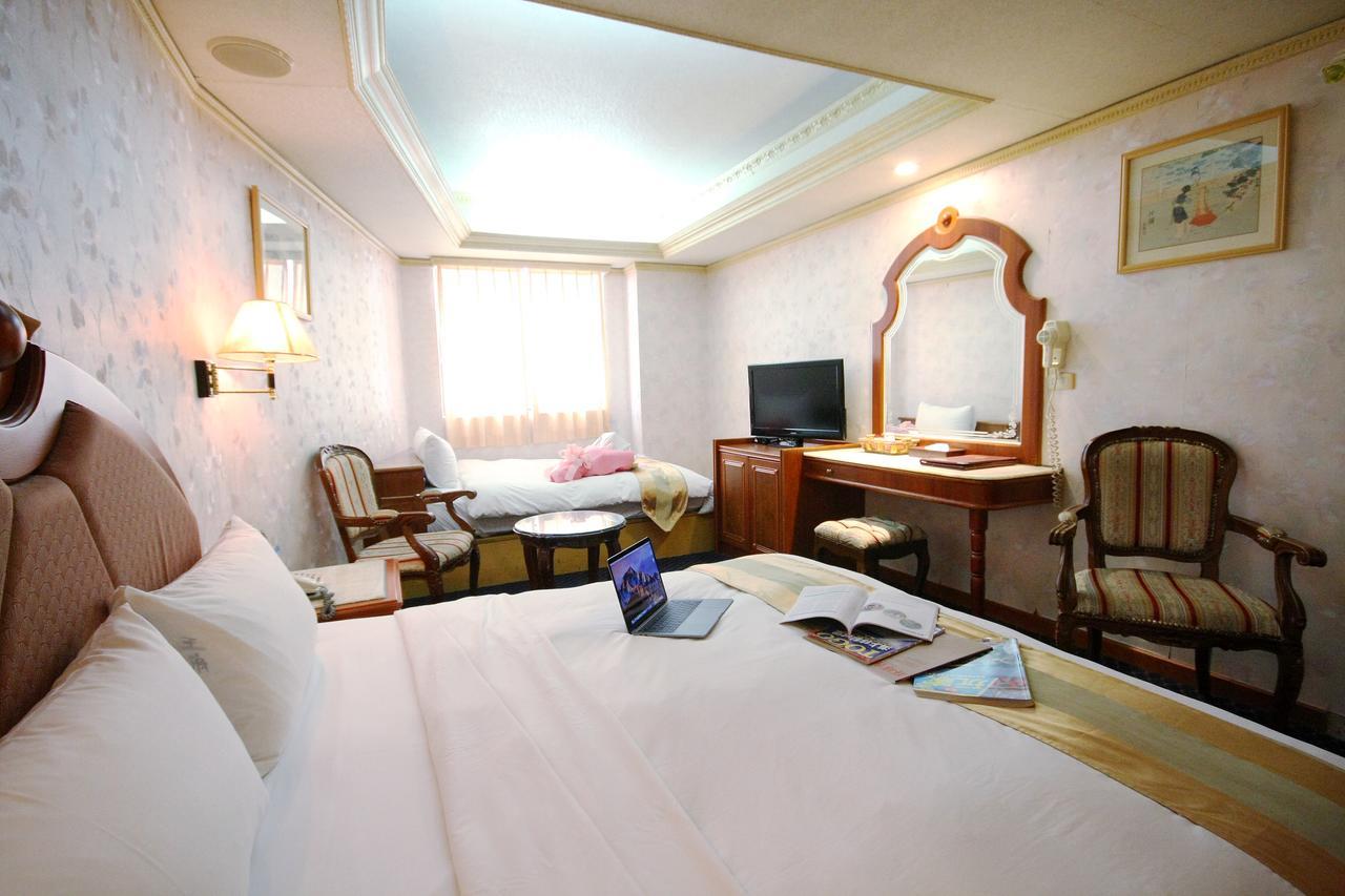 Wang Fu Hotel Miaoli Exterior foto