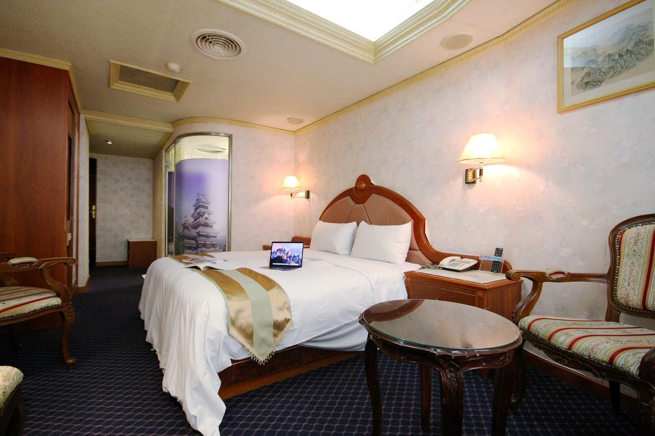 Wang Fu Hotel Miaoli Exterior foto