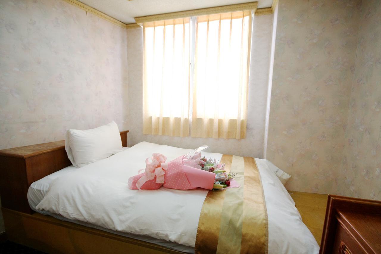 Wang Fu Hotel Miaoli Exterior foto